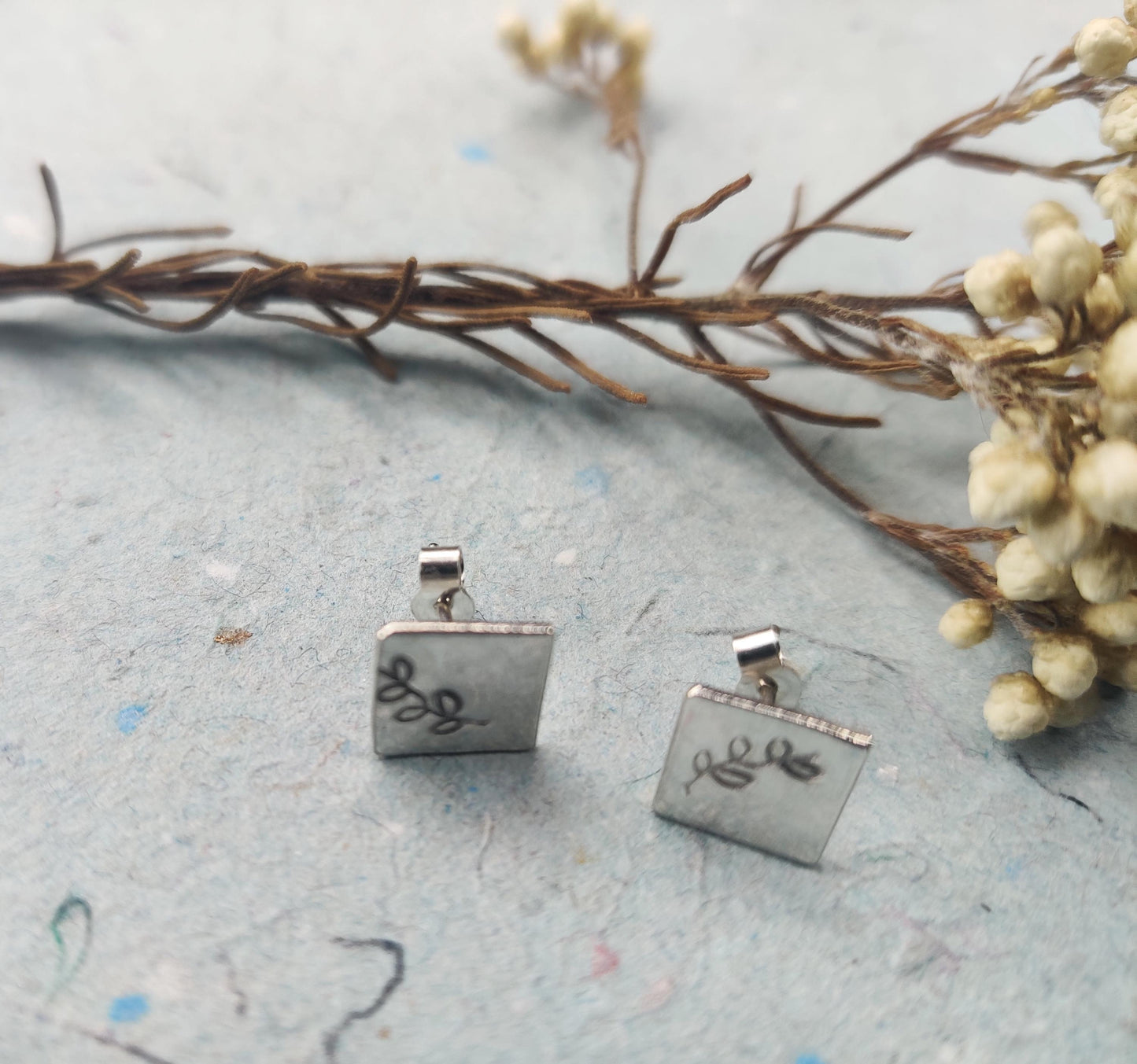 Leaf silver earrings-small studs