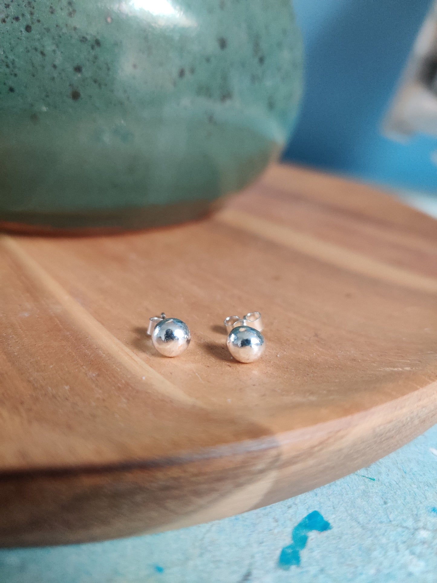 Pebble stud earrings