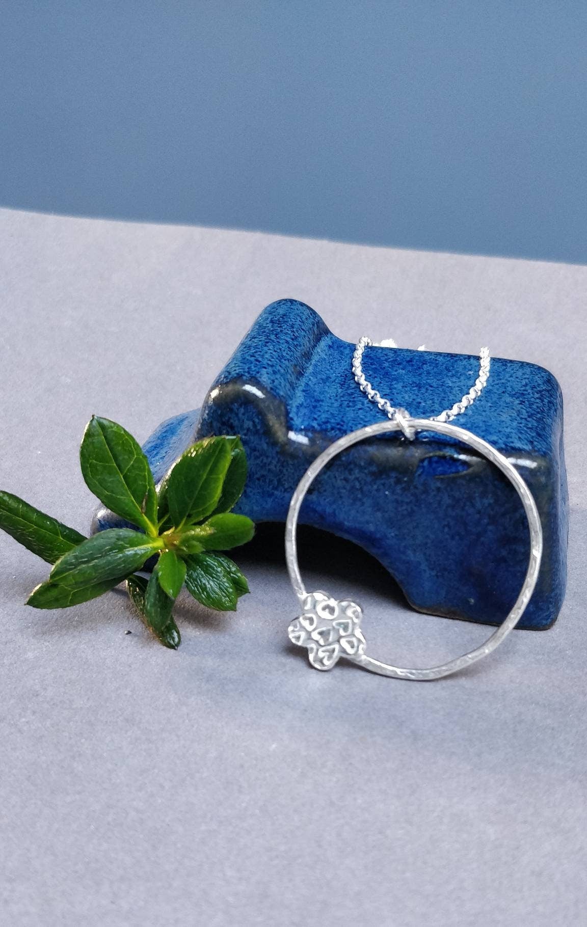 Flower pendant, circles pendant
