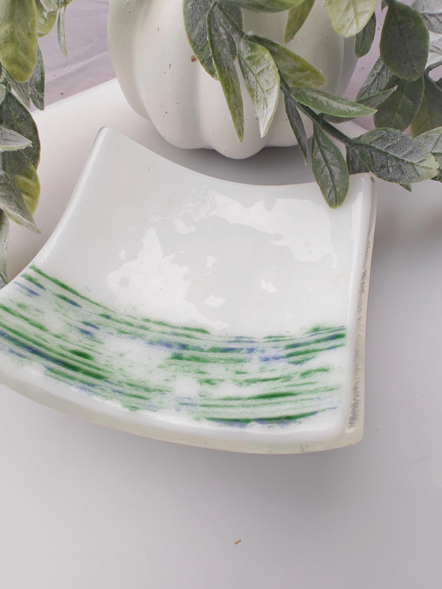 strips trinket dish, ring dish