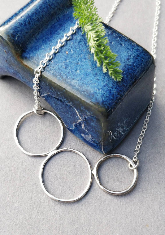 Three circles, circle necklace