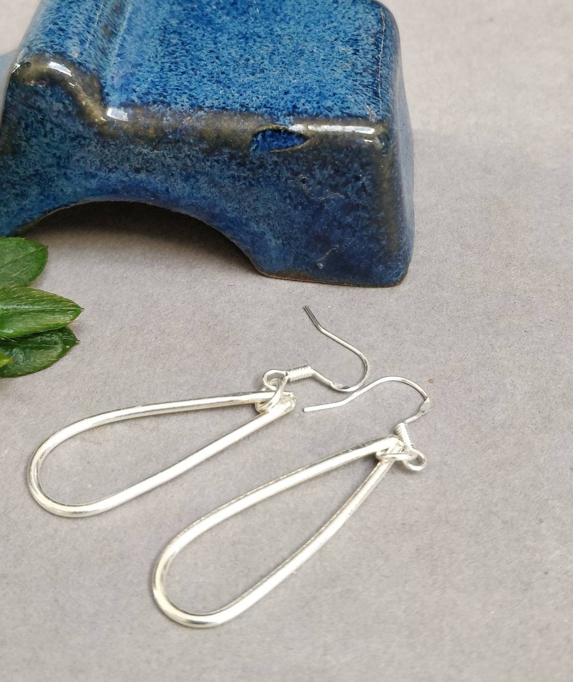 Silver teardrop, drop earrings