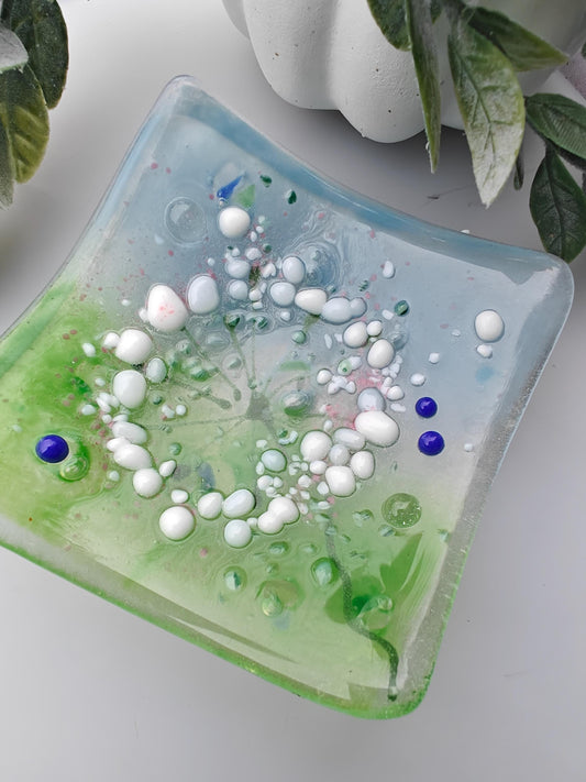 Flower trinket dish, ring dish